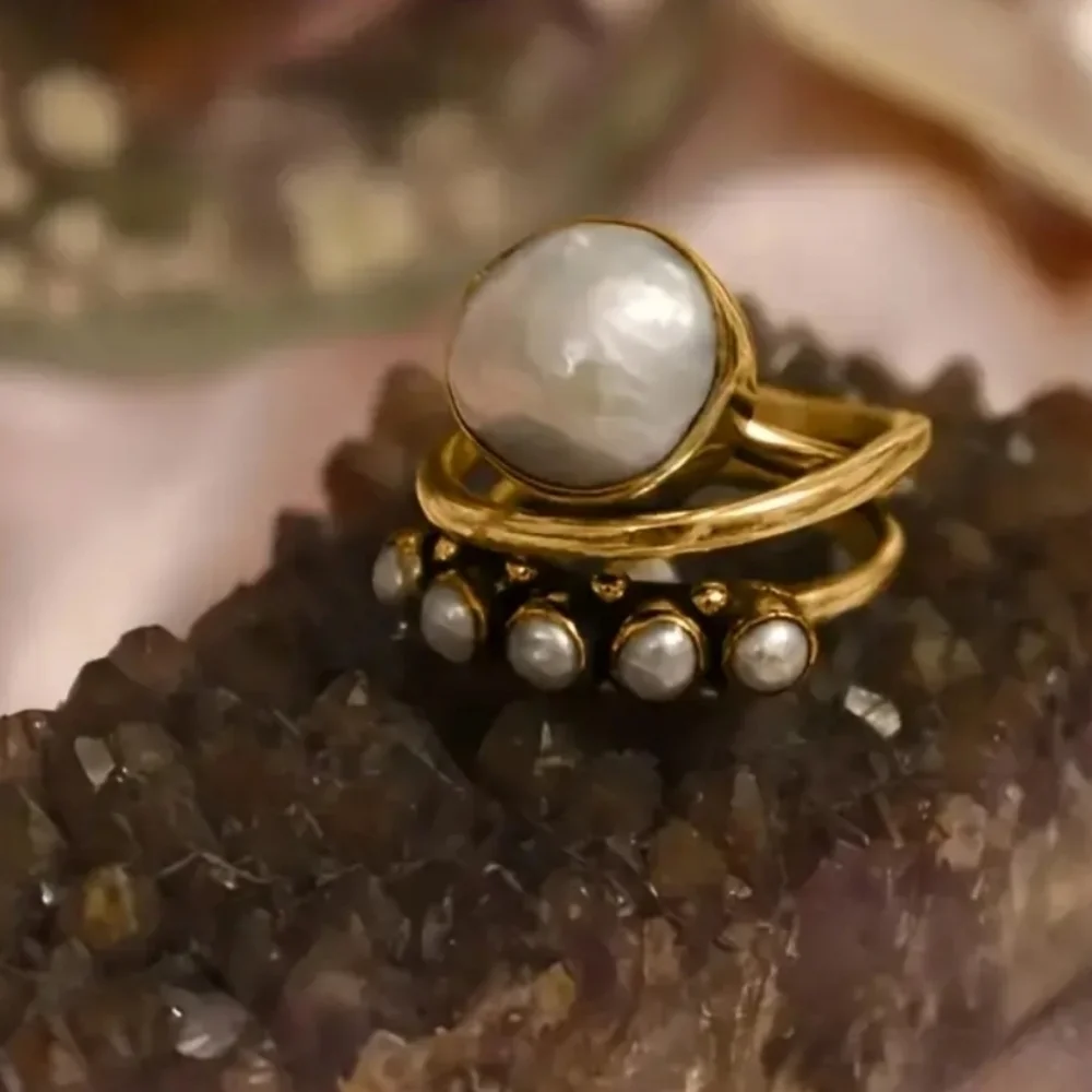 Vintage Ring Inlaid Artificial Pearl Multi Layer Design